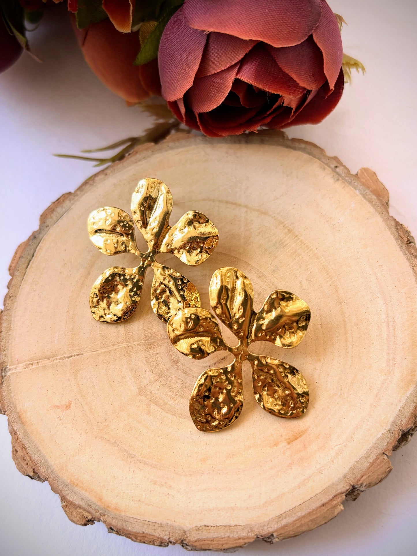 Hammered flower studs