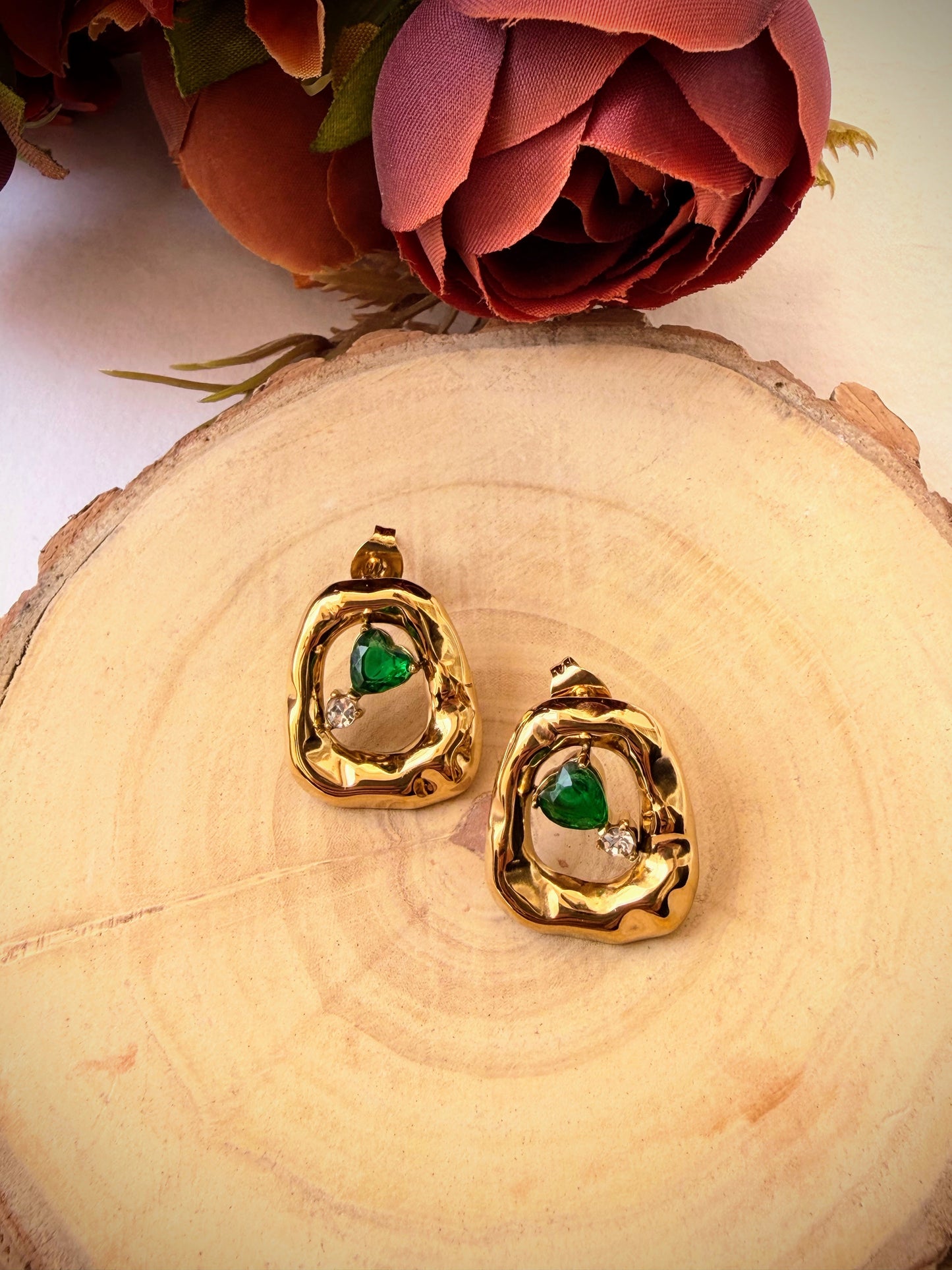 Green stone anti tarnish studs