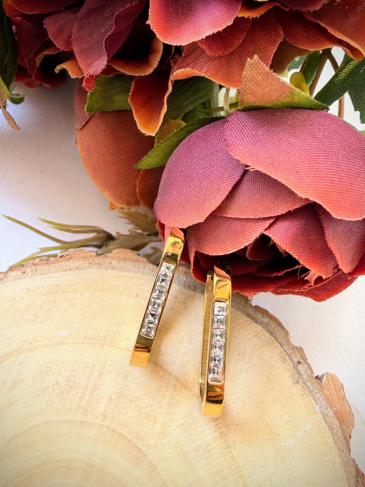 Gold look alike Studded hoops