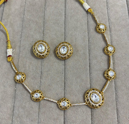 Maanvik Necklace