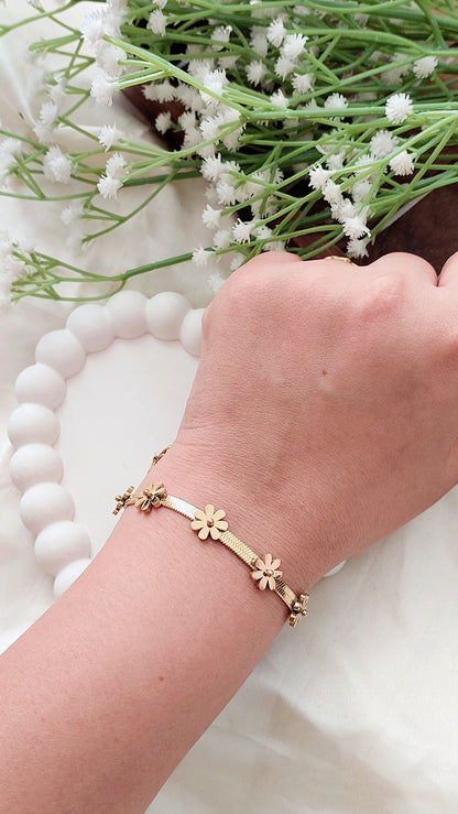 Flower Chain Bracelet
