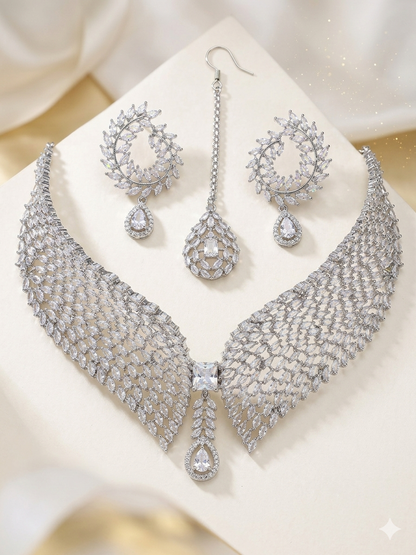 Shubha Cocktail Necklace
