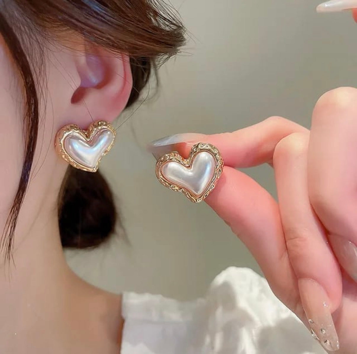 Kelly Heart Studs