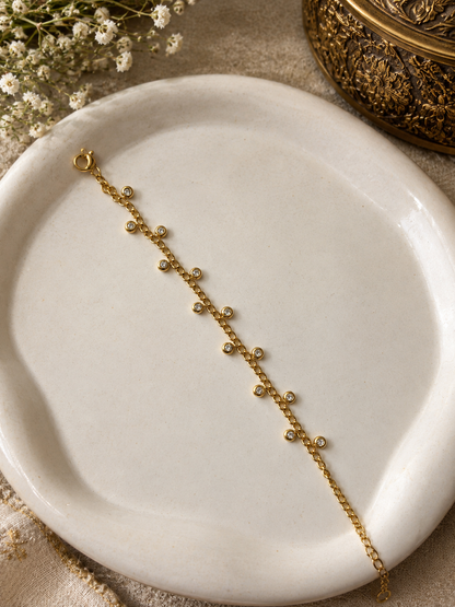 Interlock Diamond Studded chain Bracelet