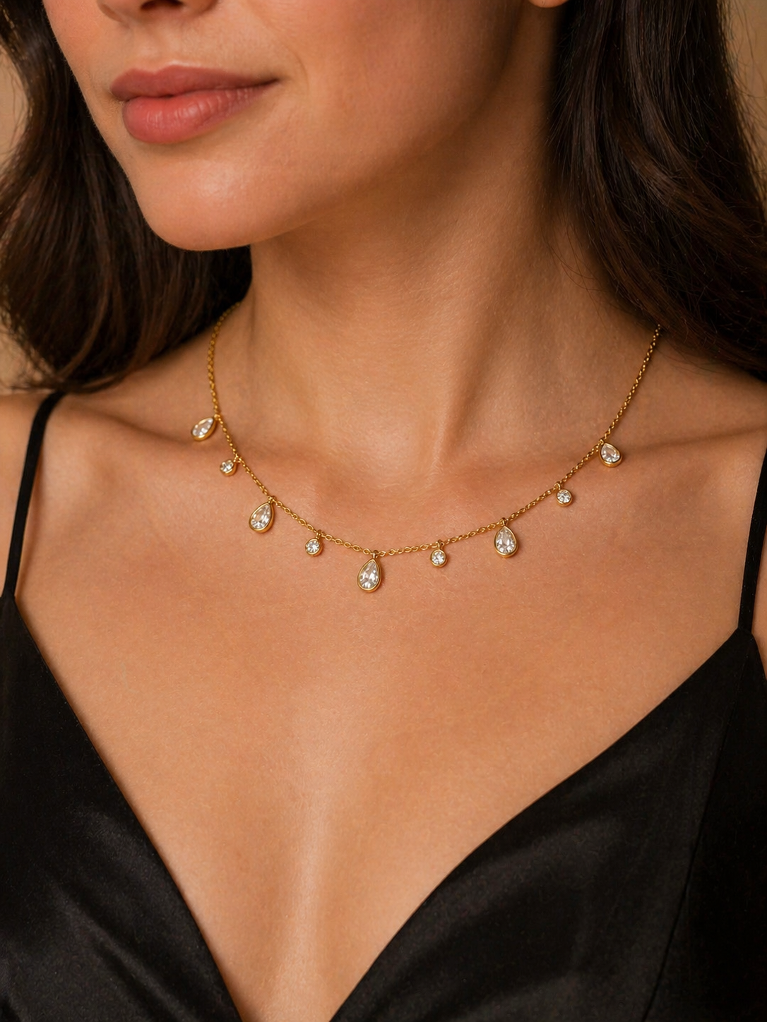 White opelia necklace
