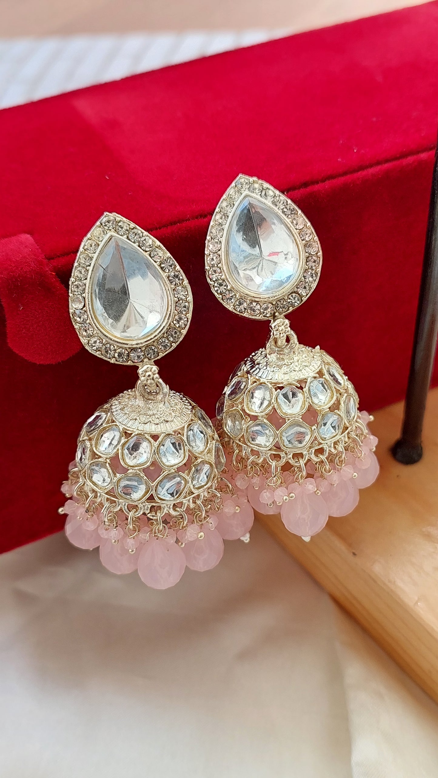 Shraddha Jhumka