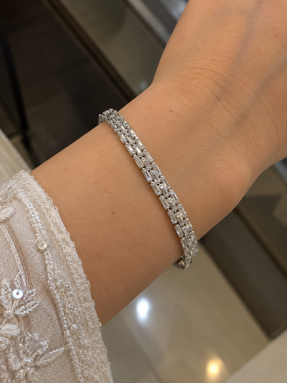 Silver interlock Tennis Bracelet