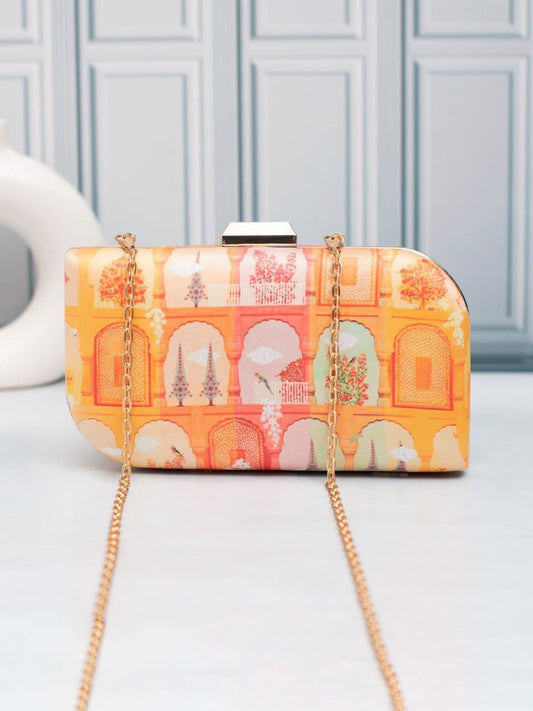 Riddha Clutch
