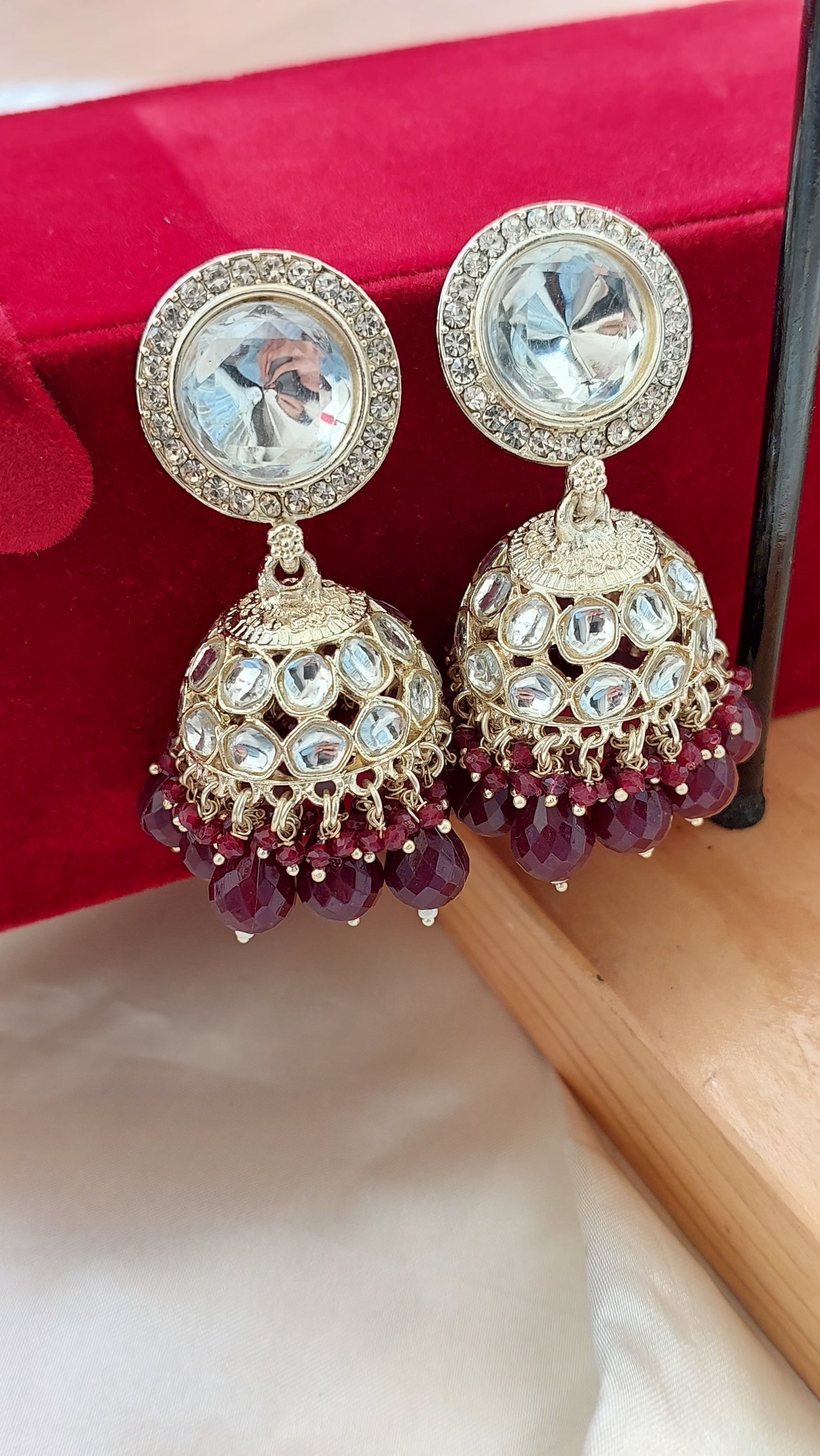 Shraddha Jhumka