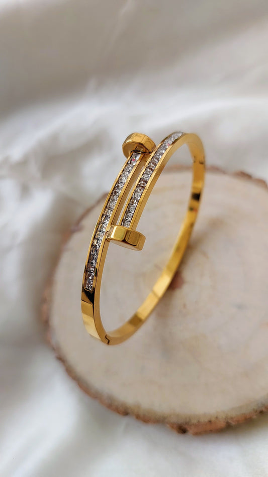 Nail Stone Studded Bracelet