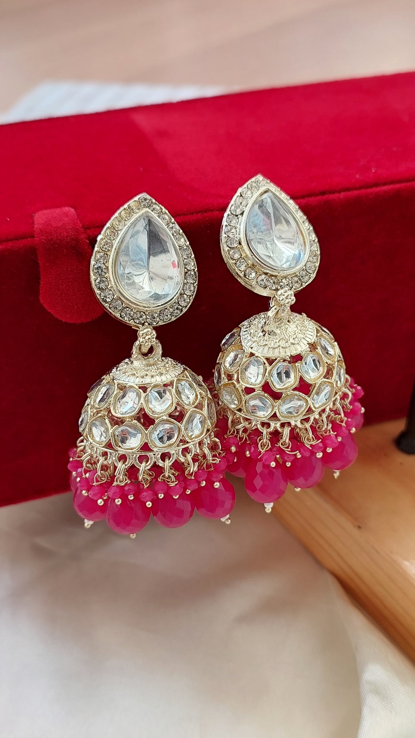 Shraddha Jhumka