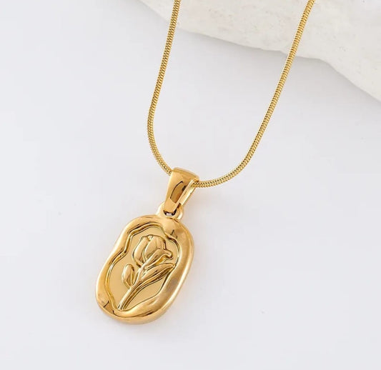 Rose pendant chain